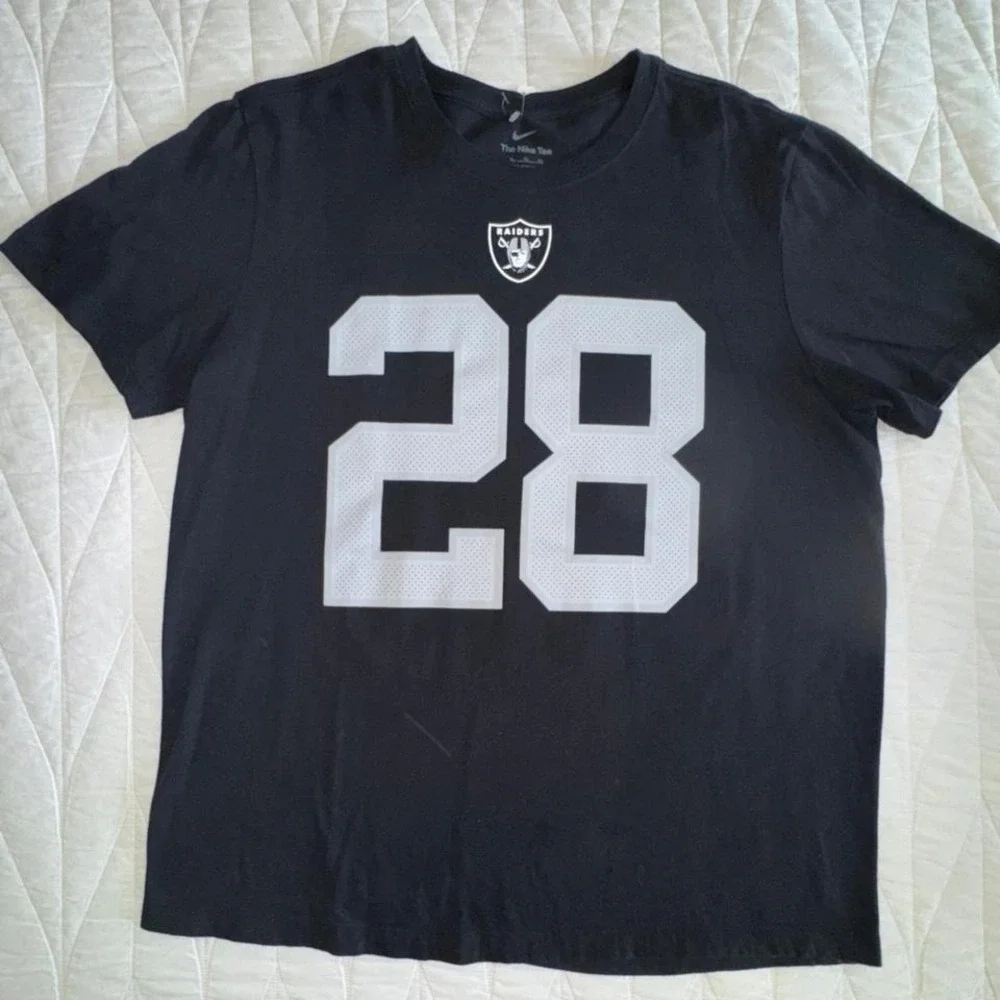Nike T-Shirt Mens XL Black Excellent Josh Jacobs Raiders‎ 28 Football Jersey Tee
